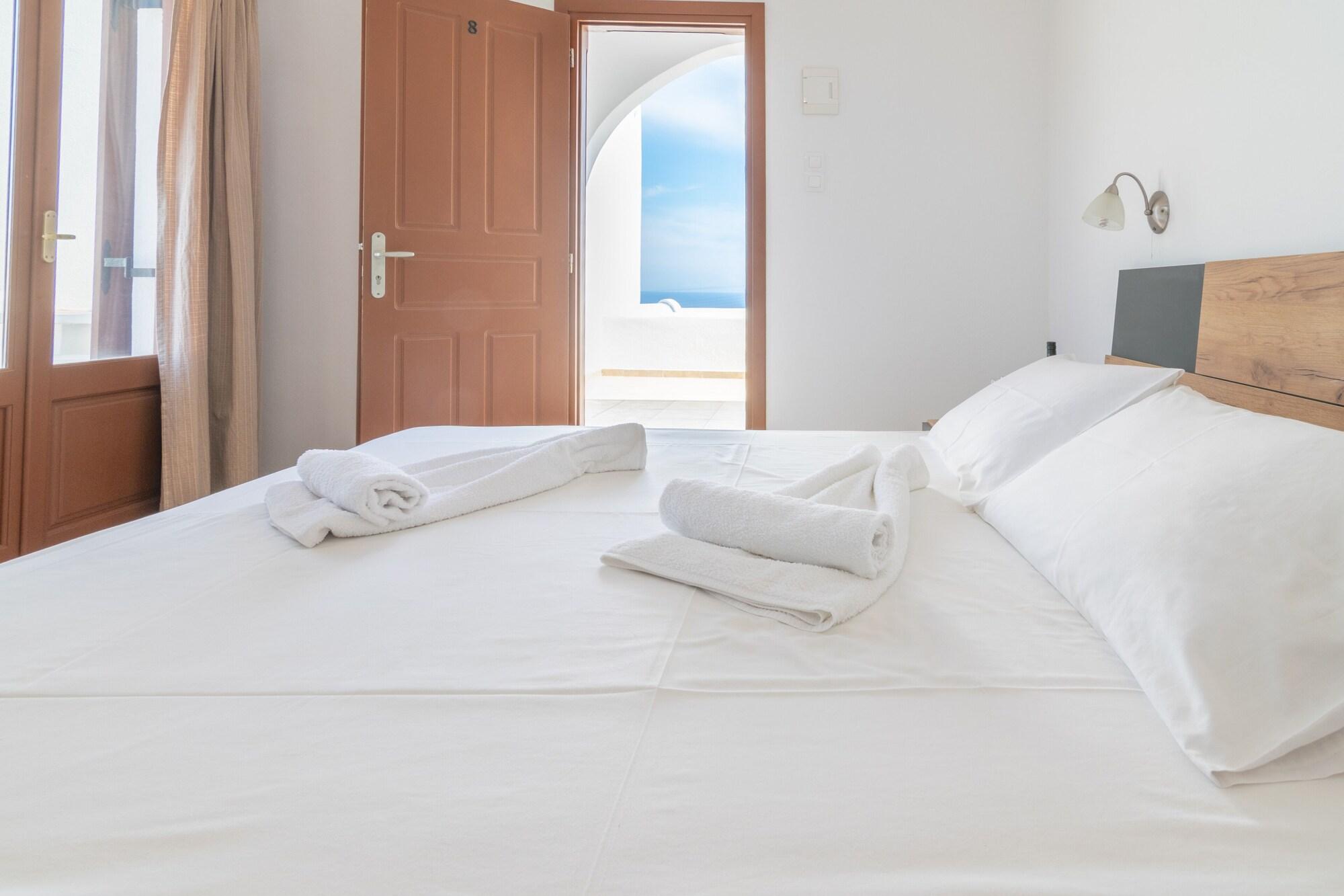 Hotel Adamastos Akrotírion Zewnętrze zdjęcie