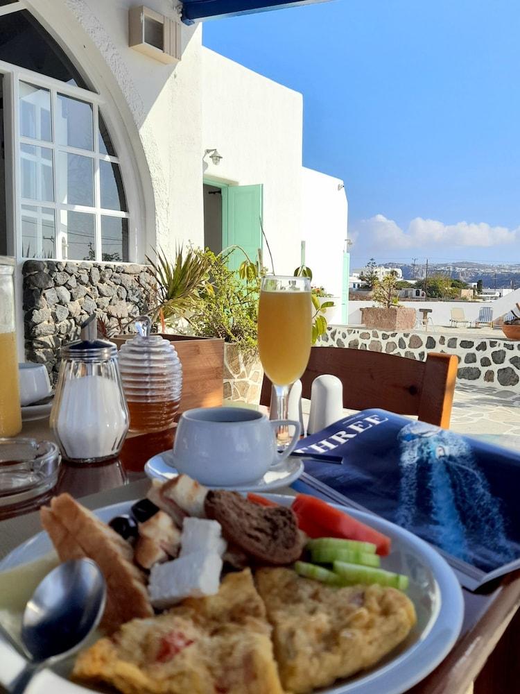 Hotel Adamastos Akrotírion Zewnętrze zdjęcie